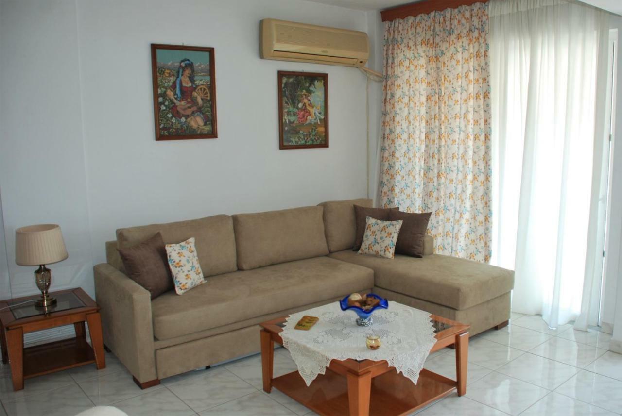 Apartament Theodora Patitírion Zewnętrze zdjęcie