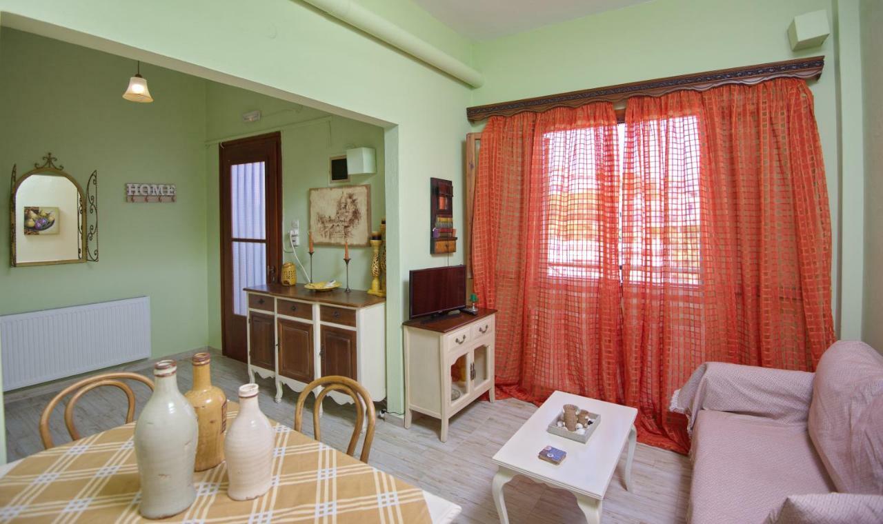 Apartament Theodora Patitírion Zewnętrze zdjęcie